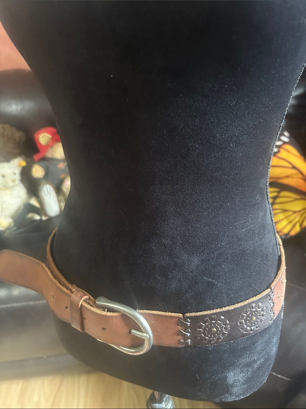 Brown Floral Tooled Leather Belt - Women's Accessory